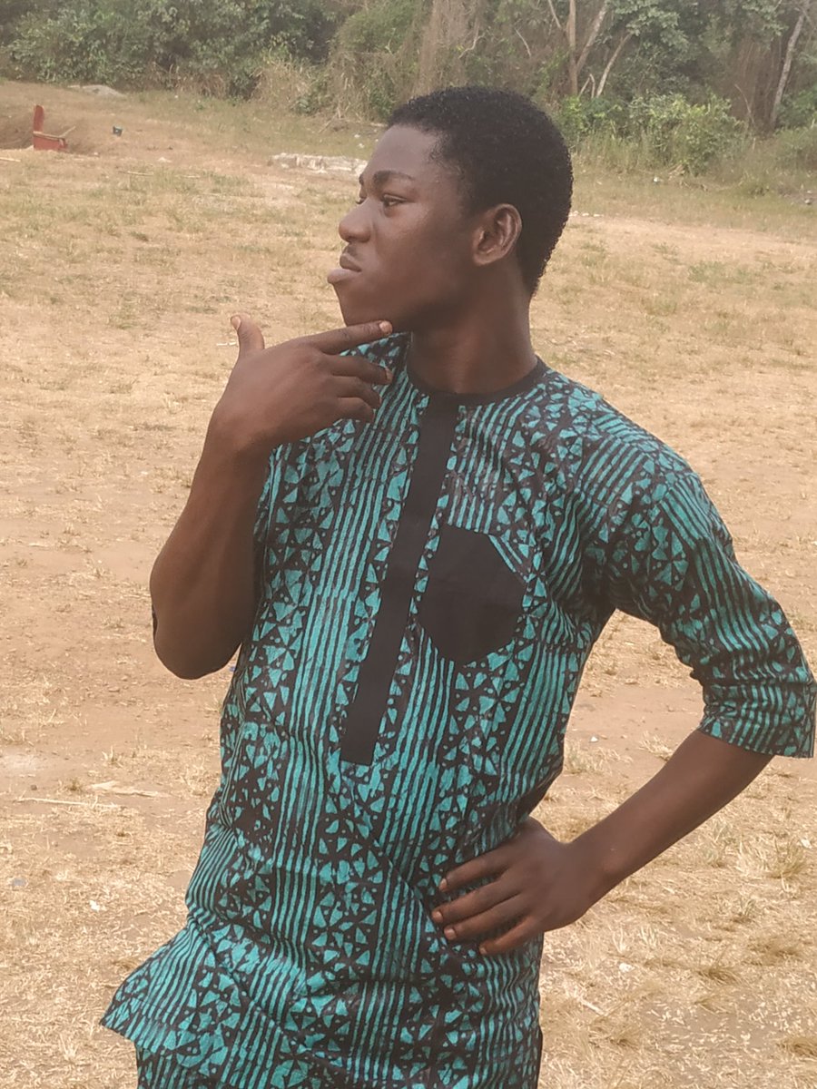 deeone018's tweet photo. Ileya ti tan bayi 
Exam lo ku 😢 https://t.co/qUAhqs0iEH