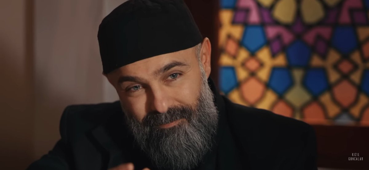 Sadi efendinin gözlerinin güzelliğine bakar mısınız