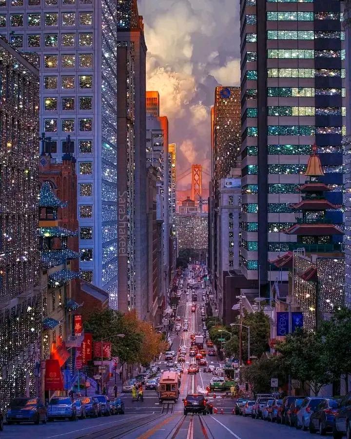 My dream to live in America 🇺🇸 it's a very beautiful place 🥰