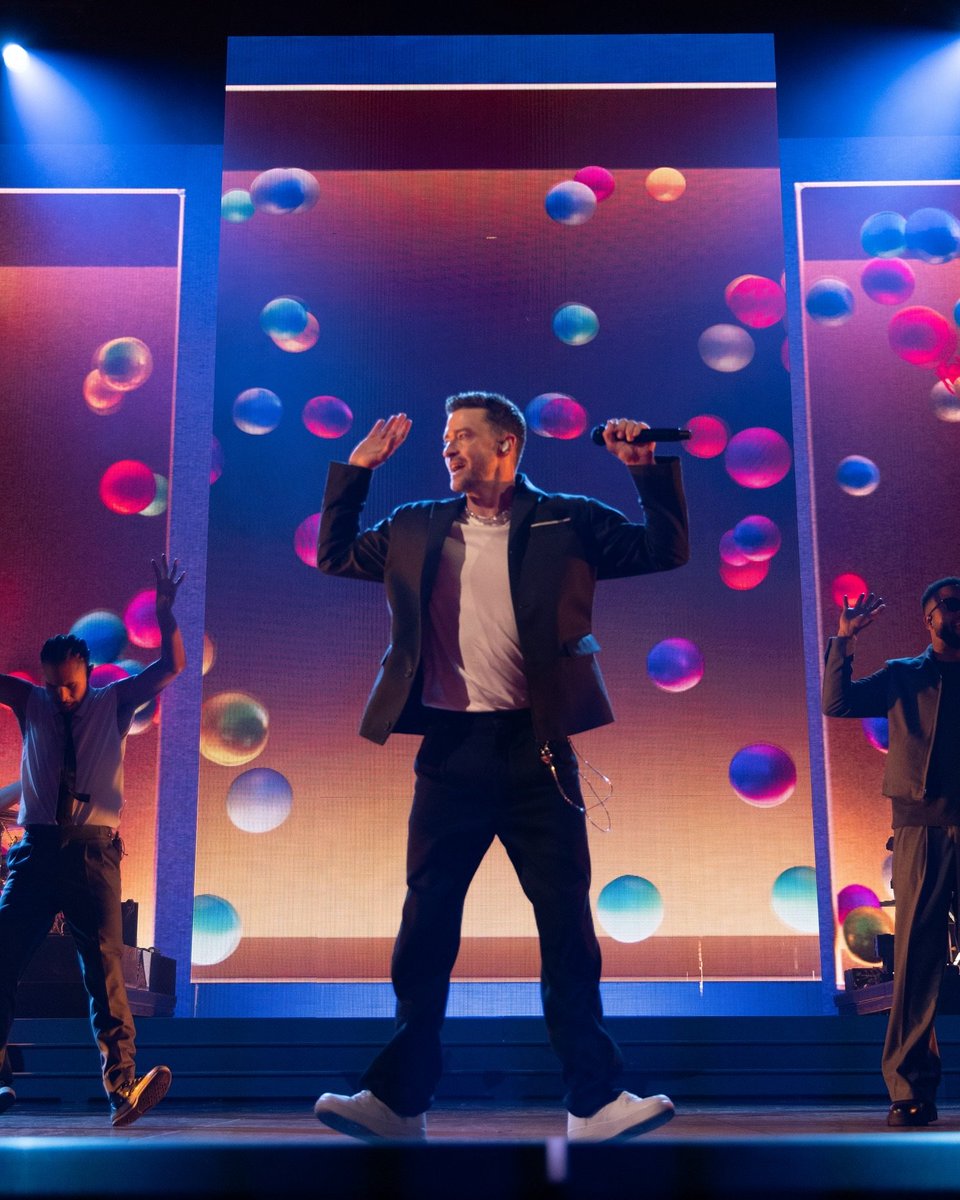 jtimberlakepics's tweet photo. ⛽️🟡 | Justin Timberlake during The Forget Tomorrow World Tour.

📸: Kevin Mazur https://t.co/OUh9neFgcS