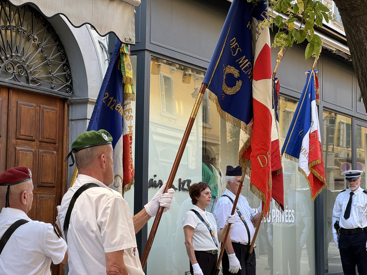 Au 50 cours Napoléon, nous rendons hommage ce soir à André Giusti et Jules Mondoloni, Héros de la Résistance, décédés le 17 juin 1943 lors d’une fusillade avec l'OVRA (service italien de contre-espionnage et de répression).