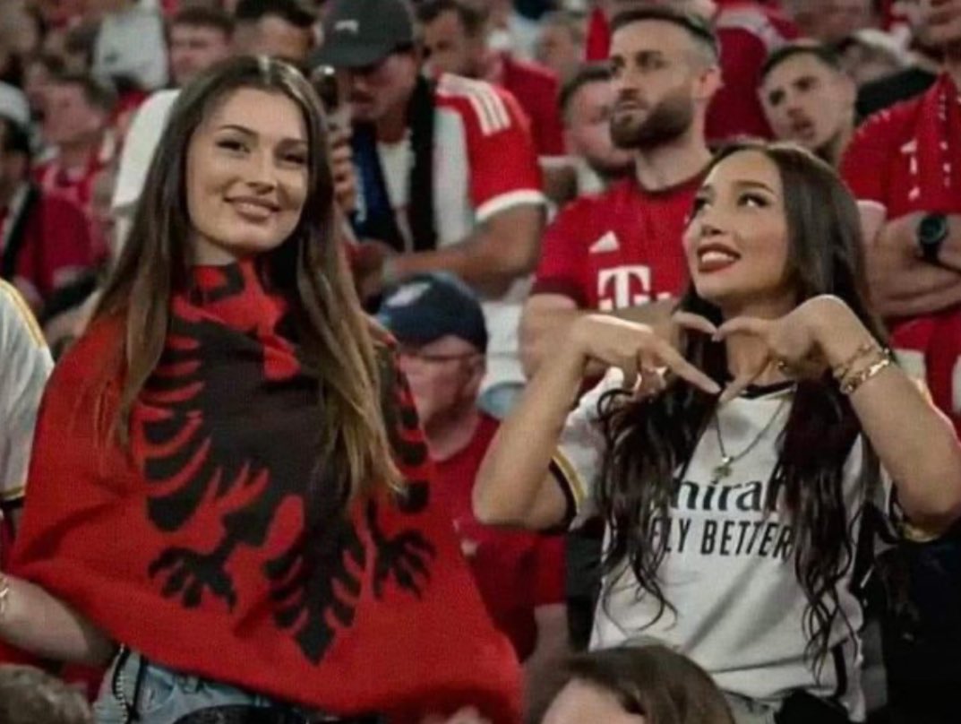 loqkky's tweet image. reality: