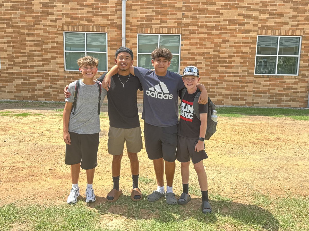 Off to <a href="/UTAustin/">UT Austin</a> with his buddies for a week of camp with <a href="/GEARUP_SMCISD/">GEAR UP_ SMCISD</a>! Thanks, y’all! 💜 #gearupworks