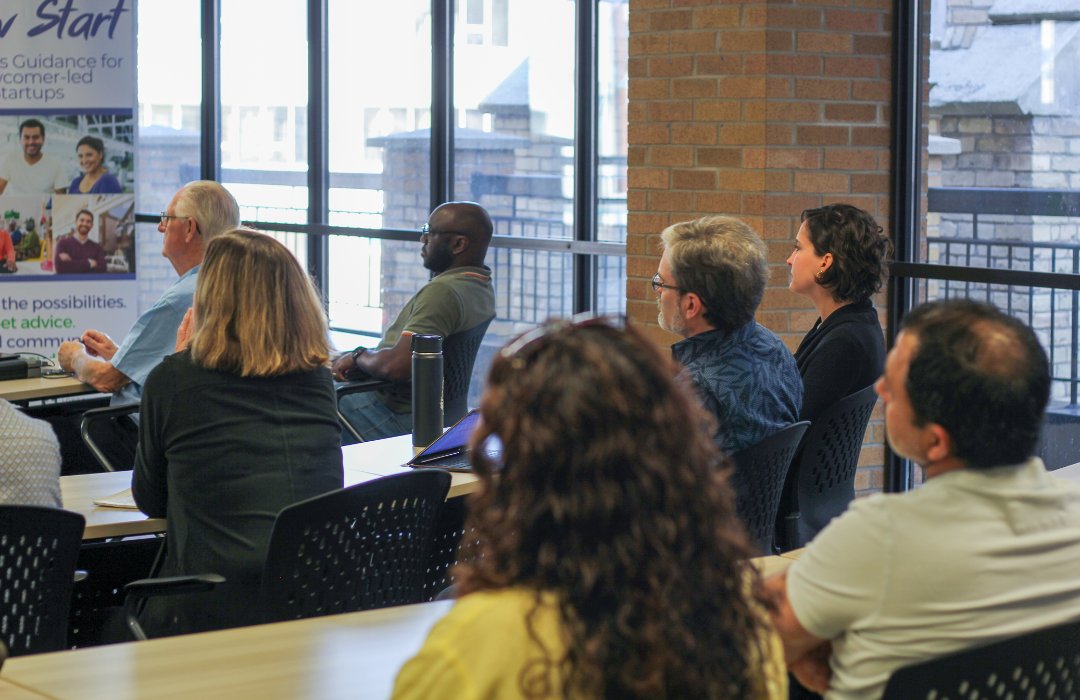 rTraction tweet media