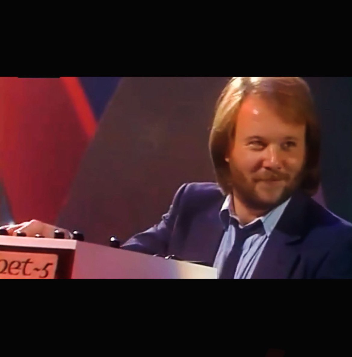 Prophet_5_10's tweet image. Abba and the Prophet 😍

© @dame.sys.ex 

#prophet5 #davesmithinstruments #sequentialcircuits #synthesizer #analogsynth #synth #vintagesynth #sequential #prophet #prophet10 #davesmith #synthesizers #analog