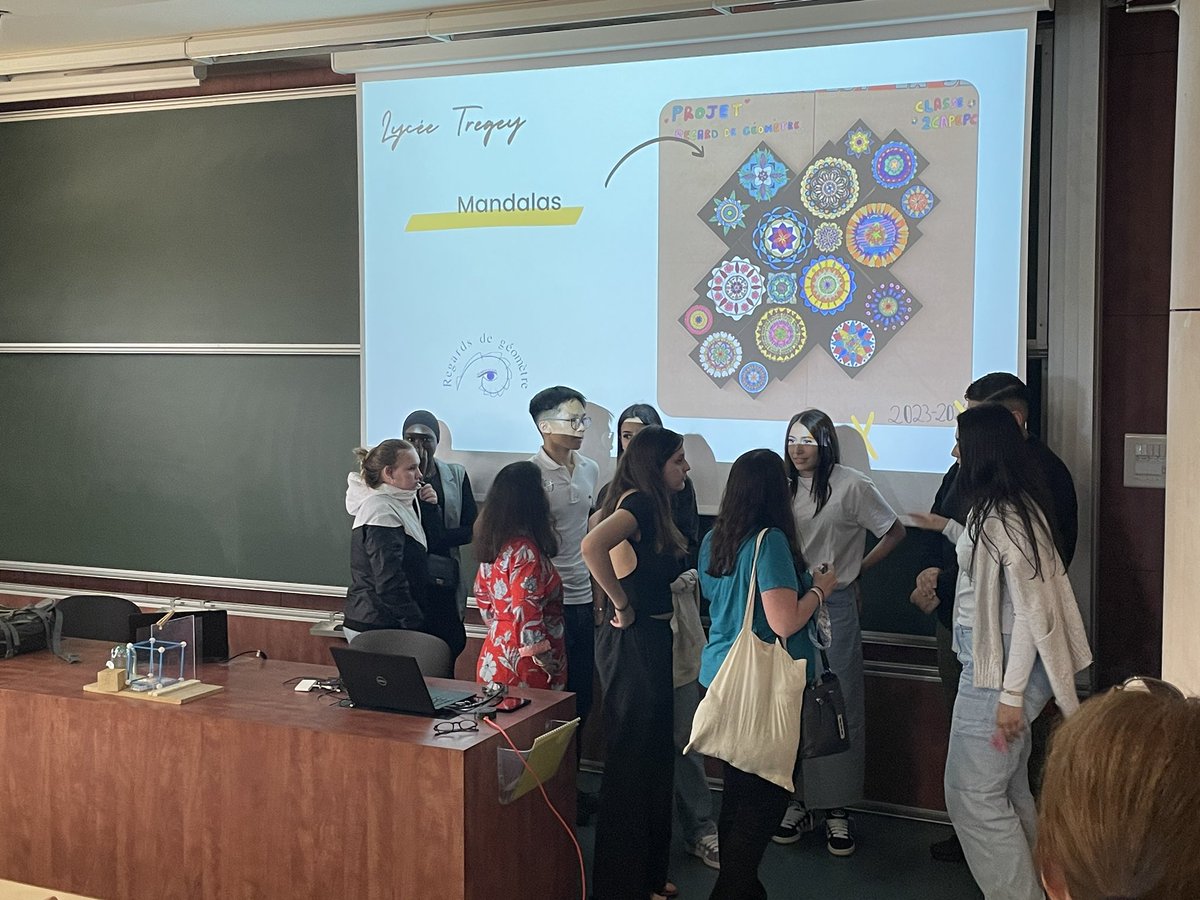 Deuxième colloque Regards de Géomètre à l’IMB avec les collèges Henri de Navarre de Coutras, Émile Durkheim de Peujard, et le lycée Tregey de Bordeaux. Bravo pour leur travail et leur réalisation. Merci à Marie-Line Chabanol pour sa conférence sur la perspective, et son accueil.