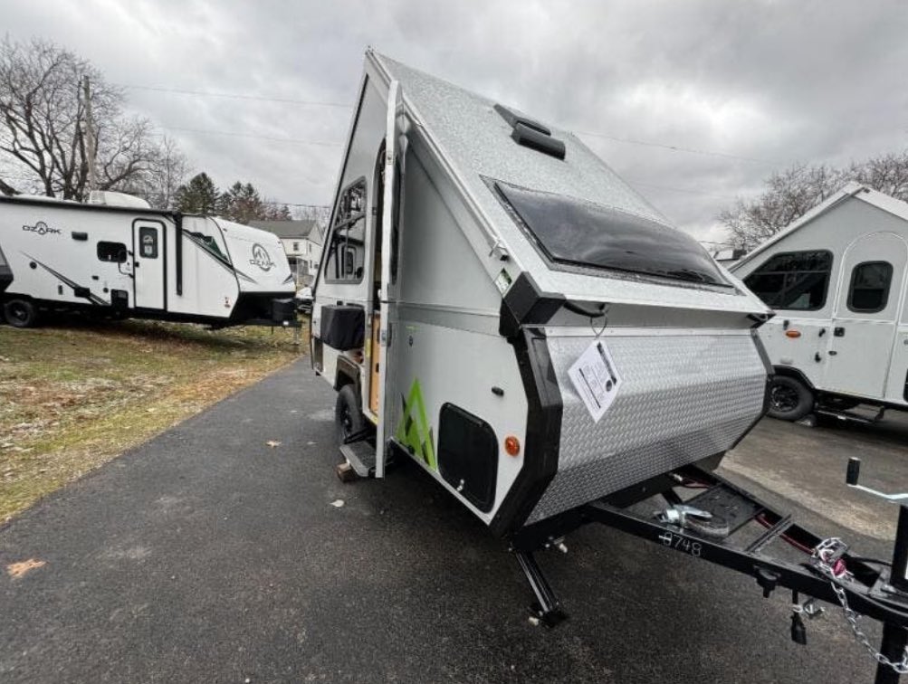 Aliner_Camping's tweet photo. π Aliner campers are the lightest on the market and garagable! Celebrate 40 years of quality and adventure with us. Find a dealer near you! #Aliner40Years #RVLife
ππ»ππ»ππ» https://t.co/xKHRGEEV2I
#tinyrv #tinycamper #adventurejournal #exploremore #choosehappiness #NatureTherapy #gowild #wildandfree #thegreatoutdoors #adventurejournal #travelerlife #tinyhome #tinyhomeonwheels