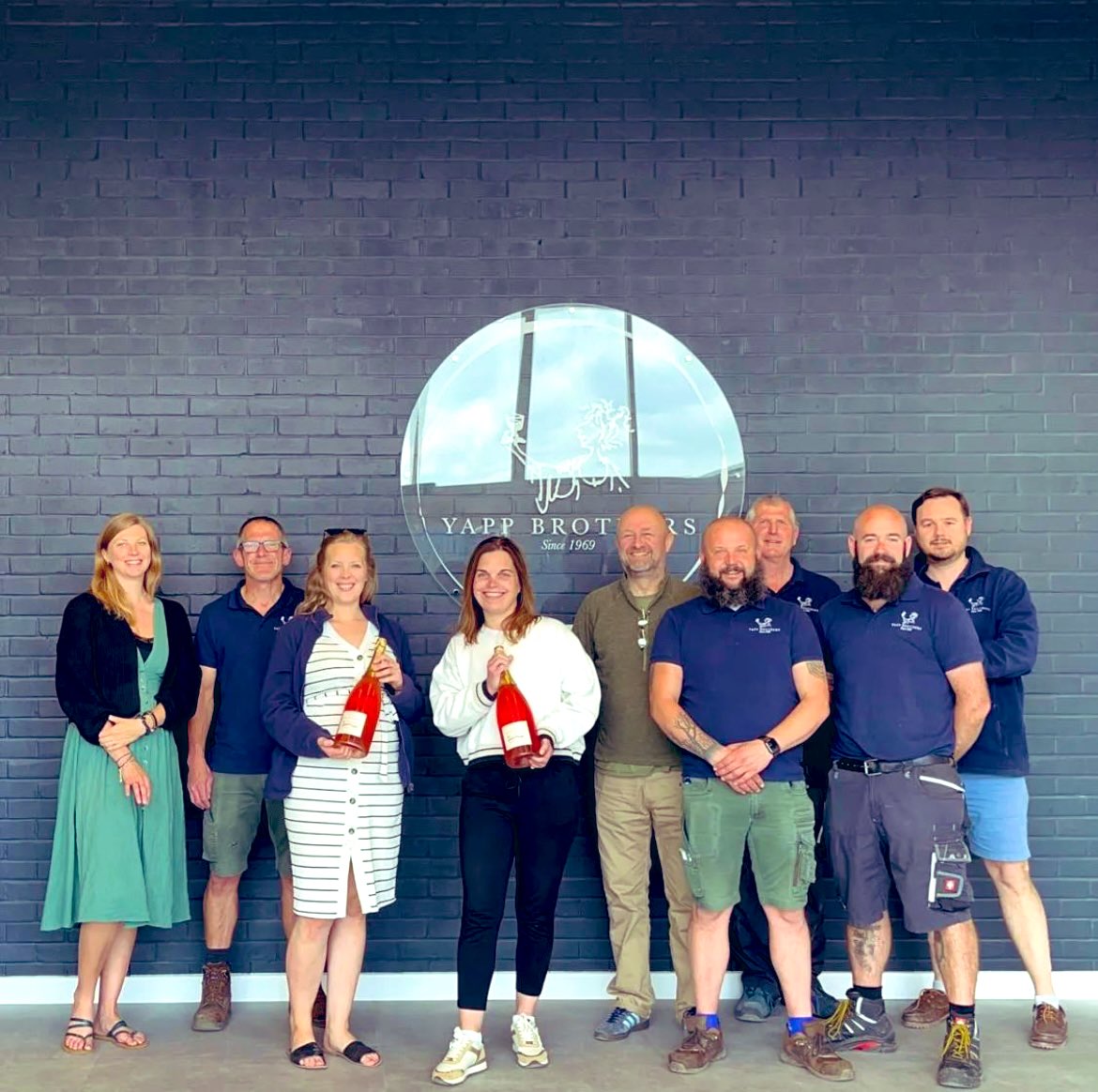 And we're in! First day at the new site complete ✅

Our shop officially opens this Wednesday 19th June, so come and pay us a visit in Sparkford, BA22 7JQ.

Thanks <a href="/MasDaumasGassac/">Mas de Daumas Gassac</a> for the celebratory pink fizz! 🥂 

#yapp #wine#moved