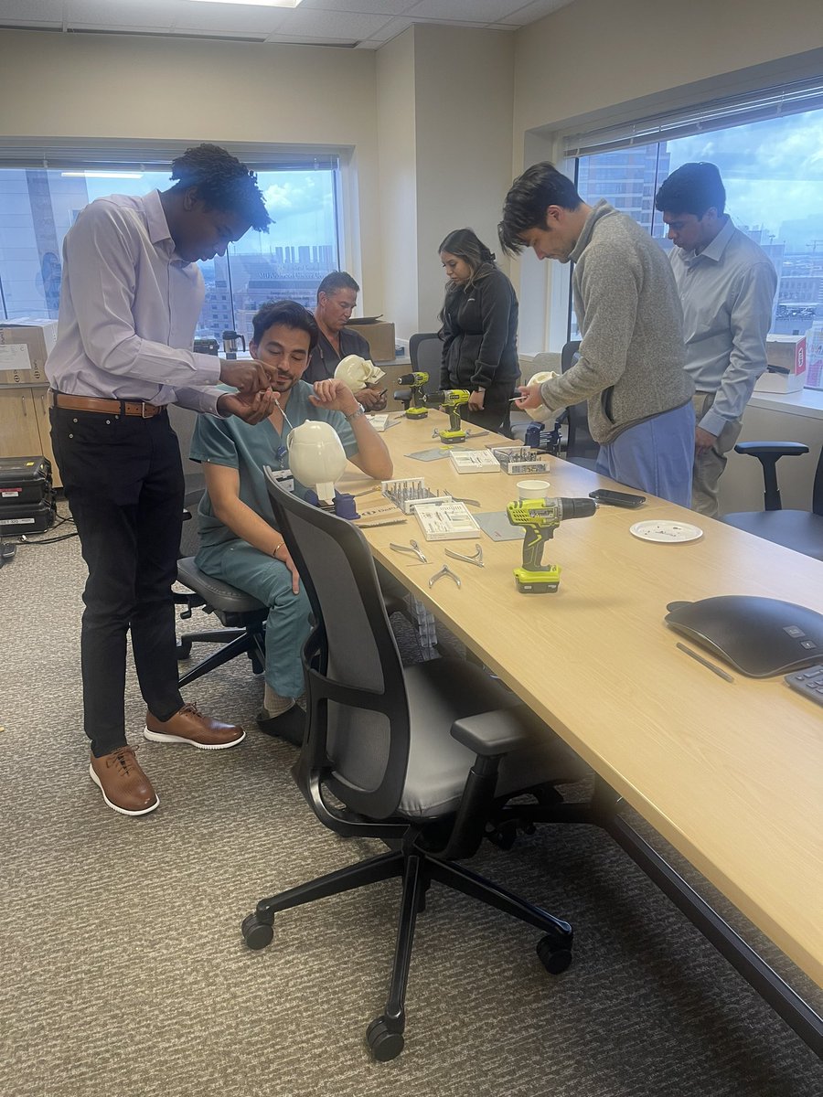 Mas Takashima, MD, FACS (@otohns) on Twitter photo Our inaugural High School Internship program dedicated to giving a wide range of exposure to academic medicine to area high school students. Curriculum included cadaveric dissections, AR/VR simulations, plating and sewing course along with an OR experience! <a href="/HMethodistMD/">Houston Methodist MD</a> Our inaugural High School Internship program dedicated to giving a wide range of exposure to academic medicine to area high school students. Curriculum included cadaveric dissections, AR/VR simulations, plating and sewing course along with an OR experience! <a href="/HMethodistMD/">Houston Methodist MD</a>