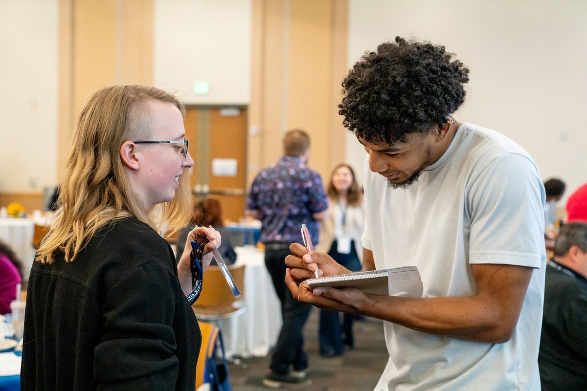 vpsadiaz's tweet image. SA hosted its annual professional development conference focused on “Cultivating Capacity to Enhance Student Success in a Changing Landscape.” Our staff experienced a day of reflection, connection, and strategy while taking into account the state of higher education. Go Cougars!