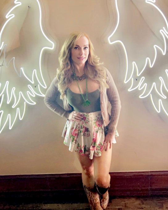 BRAND NEW Anal vid only available at https://t.co/rxuNMP4PHD 💦 https://t.co/qwvSczXx4G