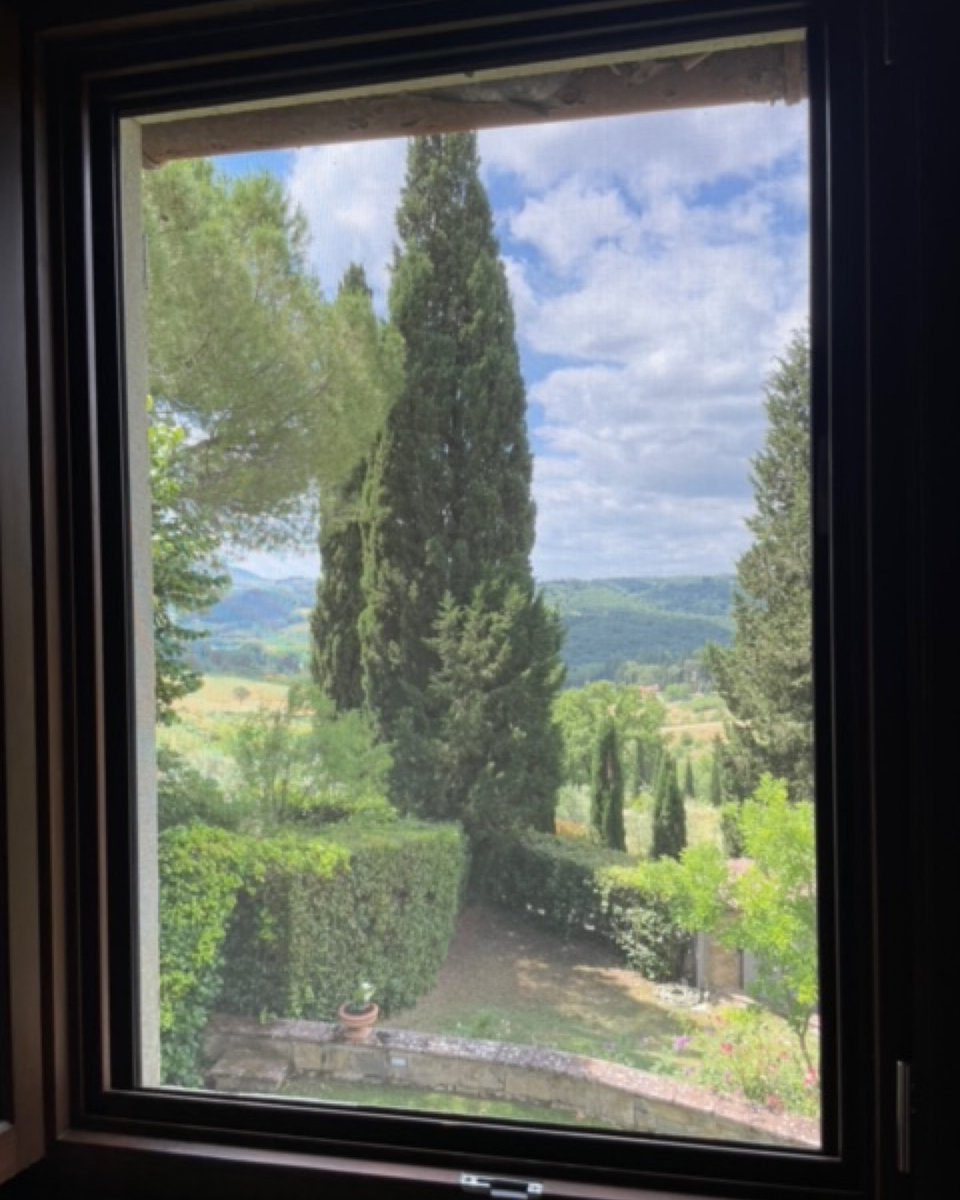View out my bedroom window #Tuscany #ItalyTour24