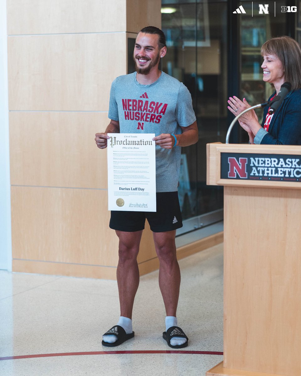 HuskerTFXC's tweet image. Mark your calendars.

June 7th is officially Darius Luff Day in Lincoln, NE.