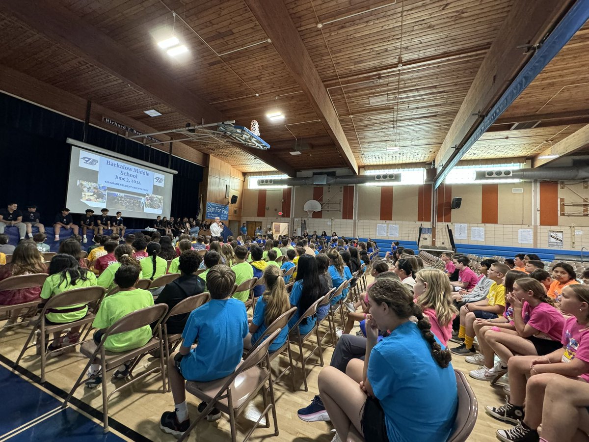 Ms. Parke 🤍 tweet media