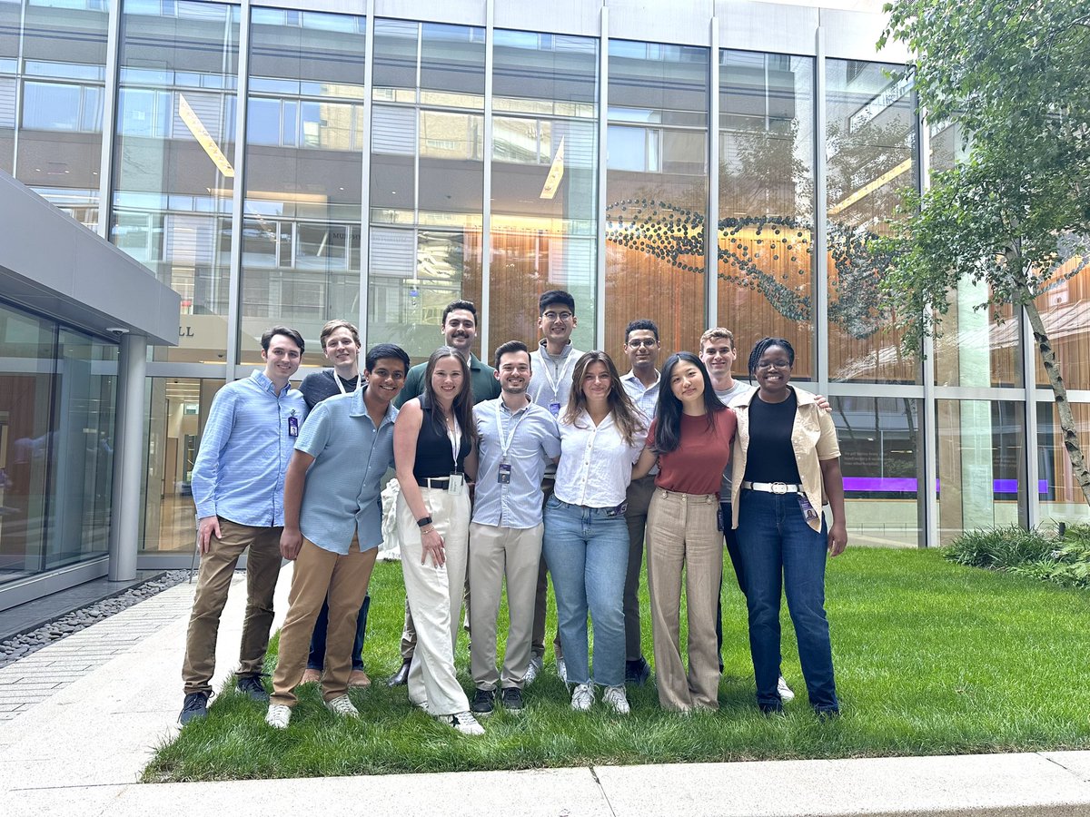 Excited to welcome our newest cohort of MD-PhDs today!! #doubledocs 🩺🧬