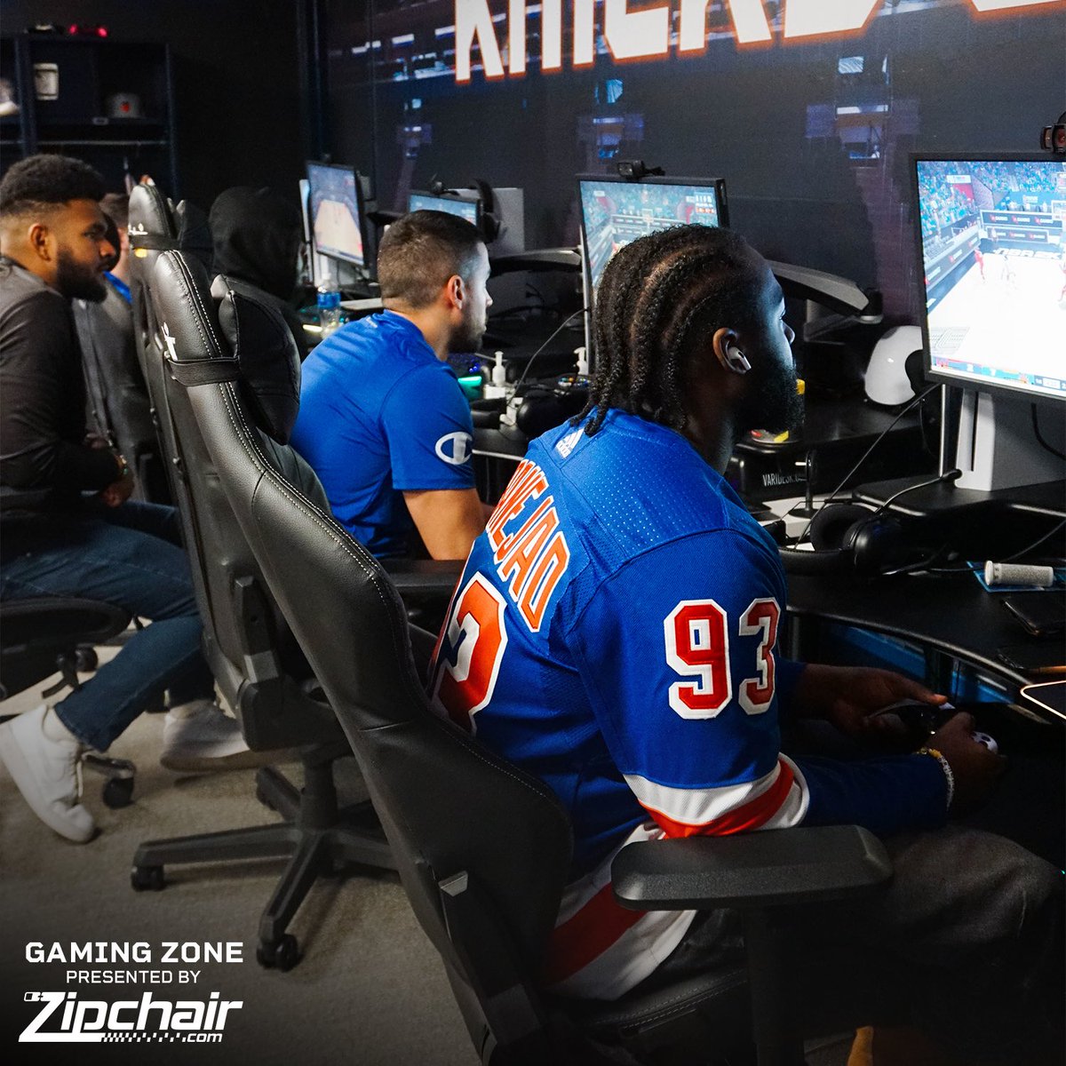 In the lab🧪

Presented by @zipchair
