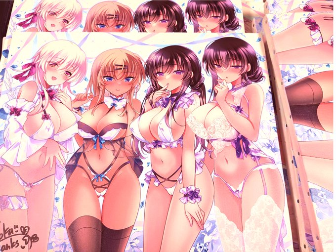 キャンバスアートのサイン入れ頑張ってます!
写真下手だけど実物は元絵通りの発色で滅茶苦茶良いので楽しみにしててください💗 