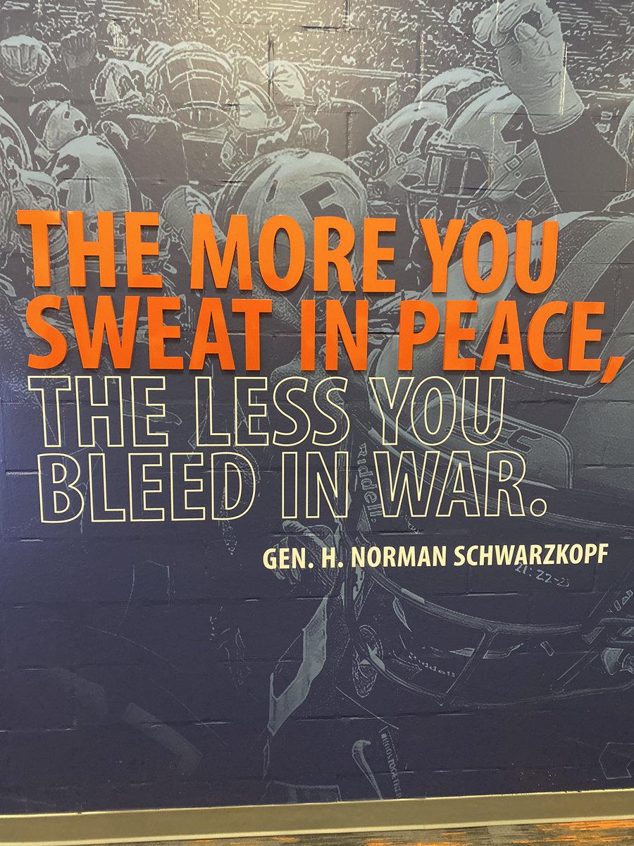 meshachlb's tweet photo. Had an amazing evening visiting @UVAFootball π₯
Thank you for the hospitality!!
#UVa_Football #UVaFB #GoHoos https://t.co/4Yhe4gnMch