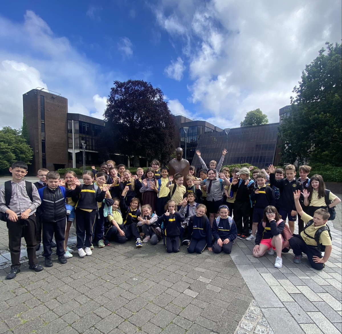 Scoil Íde Corbally (@scoilide) on Twitter photo 3rd Classes, Rooms 16 and 18 enjoyed a lovely walk along the banks of the Shannon River yesterday morning. They enjoyed a picnic in <a href="/UL/">University Of Limerick</a> before returning to school! All children were well able for the 8.5k walk. #FitForLife 3rd Classes, Rooms 16 and 18 enjoyed a lovely walk along the banks of the Shannon River yesterday morning. They enjoyed a picnic in <a href="/UL/">University Of Limerick</a> before returning to school! All children were well able for the 8.5k walk. #FitForLife