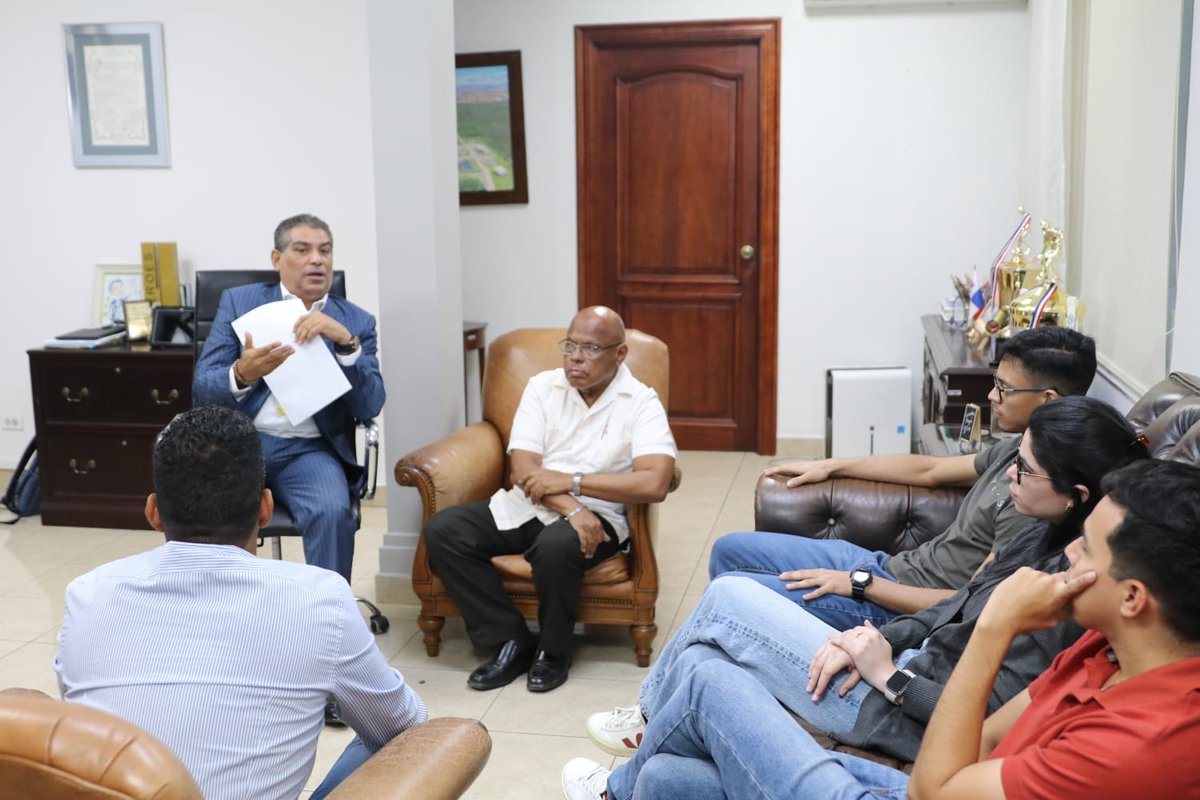 Luis Francisco Sucre tweet media