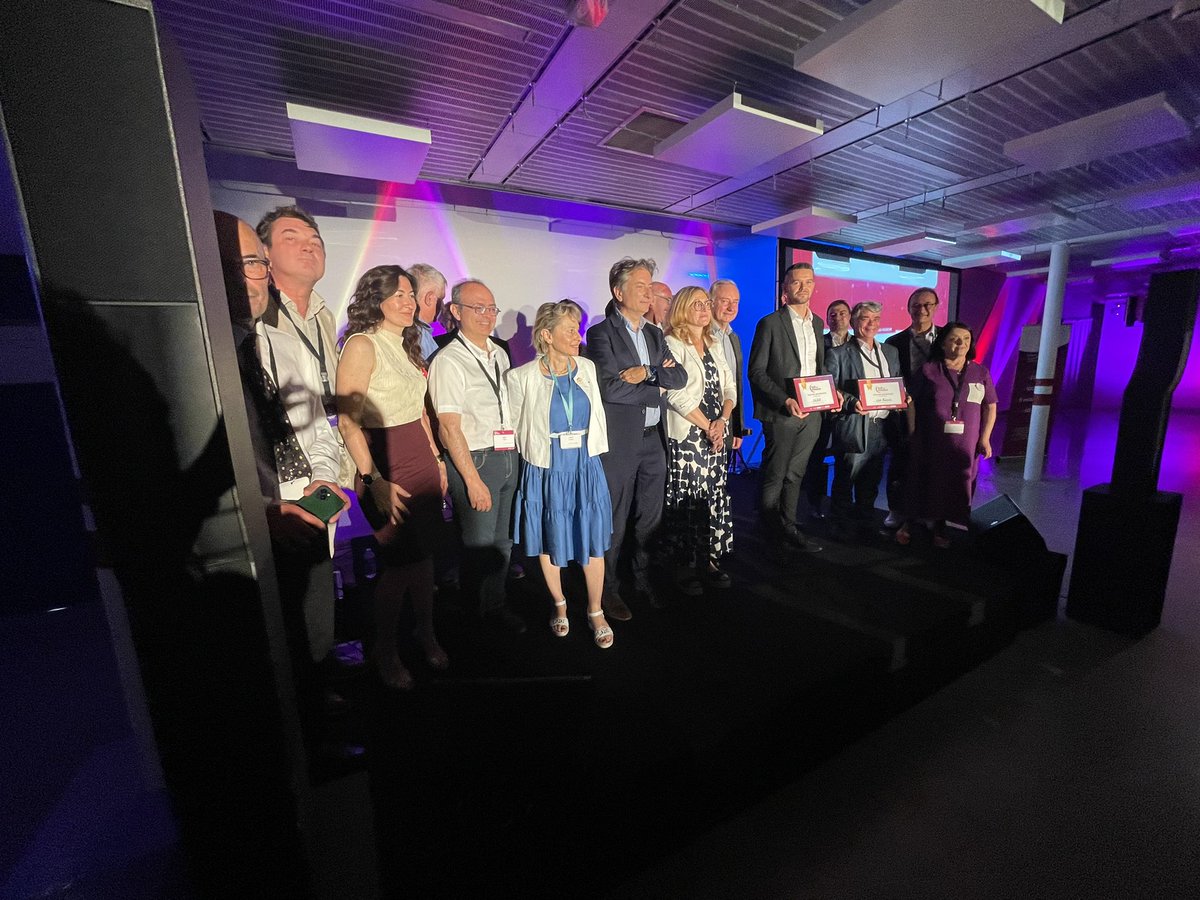 La Mêlée (@la_melee) on Twitter photo Photo de groupe des clubs et réseaux d occitanie #NDR <a href="/jlmoudenc/">Jean-Luc Moudenc</a> merci pour votre présence <a href="/CPMEoccitanie/">CPME Occitanie</a> <a href="/CCIoccitanie/">CCI Occitanie</a> @CCI31 <a href="/MEDEF31/">MEDEF Haute-Garonne</a> <a href="/La_Melee/">La Mêlée</a> Photo de groupe des clubs et réseaux d occitanie #NDR <a href="/jlmoudenc/">Jean-Luc Moudenc</a> merci pour votre présence <a href="/CPMEoccitanie/">CPME Occitanie</a> <a href="/CCIoccitanie/">CCI Occitanie</a> @CCI31 <a href="/MEDEF31/">MEDEF Haute-Garonne</a> <a href="/La_Melee/">La Mêlée</a>