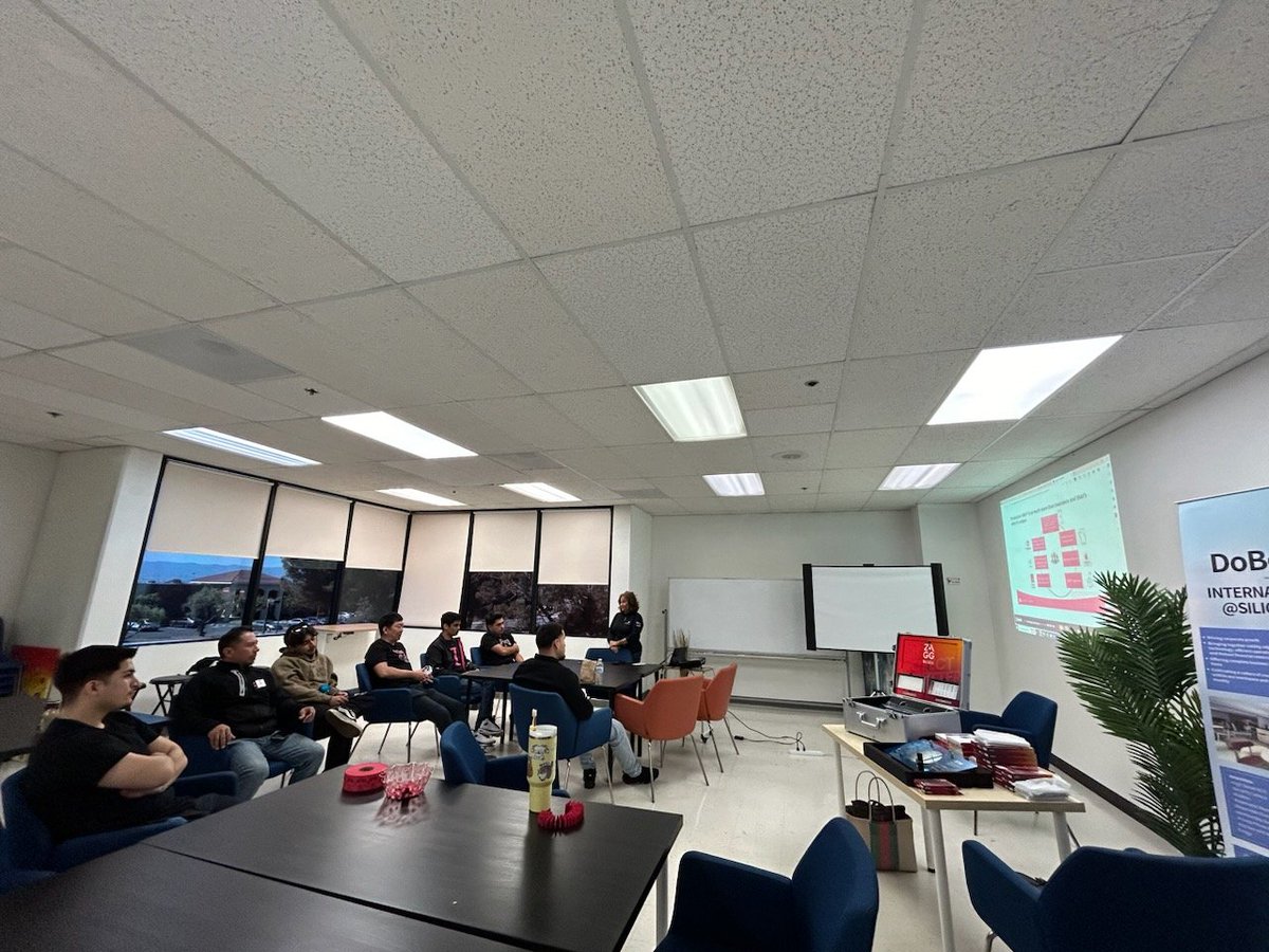 Great T-Mobile Bay Area Southeast District Workshop!  Great participation w/ Assurant and Zagg...Great partnership!  Great way to start the week with knowledge and tools, taking care of our customers! <a href="/rwashley1/">Rob Ashley</a> <a href="/InMeeksOpinion/">Micaela Fryar</a> <a href="/CandaceOverall/">Candace</a> <a href="/jorge_alvarez33/">Jorge Alvarez</a> @MichaelThinger