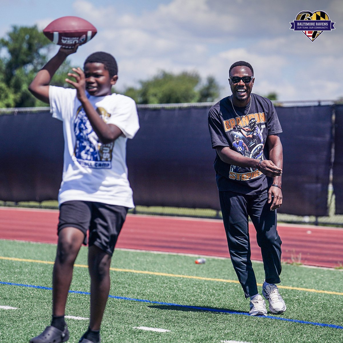 Mr. Perry tweet media