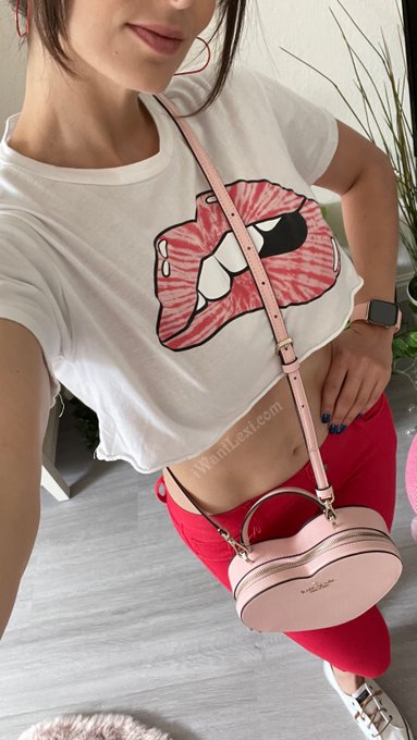 Don&rsquo;t hold back  https://t.co/jCebBo9dQ4  @MynxCo https://t.co/rOJzUEKMap<a class="tags" target="_blank" title="On Twitter" href="/?out=eyJ0eXAiOiJKV1QiLCJhbGciOiJIUzUxMiJ9.eyJpYXQiOjE3MjAwOTU0ODEsImlzcyI6InR3cG9ybnN0YXJzLmNvbSIsIm5iZiI6MTcyMDA5NTQ4MSwiZXhwIjoxNzUxNjMxNDgxLCJyZWRpcmVjdF91cmwiOiJodHRwczovL3R3aXR0ZXIuY29tL015bnhDbyJ9.PF--BOrHV_y9Nh9SyIG_KaxJss6gfUzWH2PVyiv6K3nNeZOkVPt-uHofO-TyGiXiejIYMFlkGey-Wo3ANgUqiA">@MynxCo</a><a href="/tag/miami"class="tags"><span>#miami</span></a>