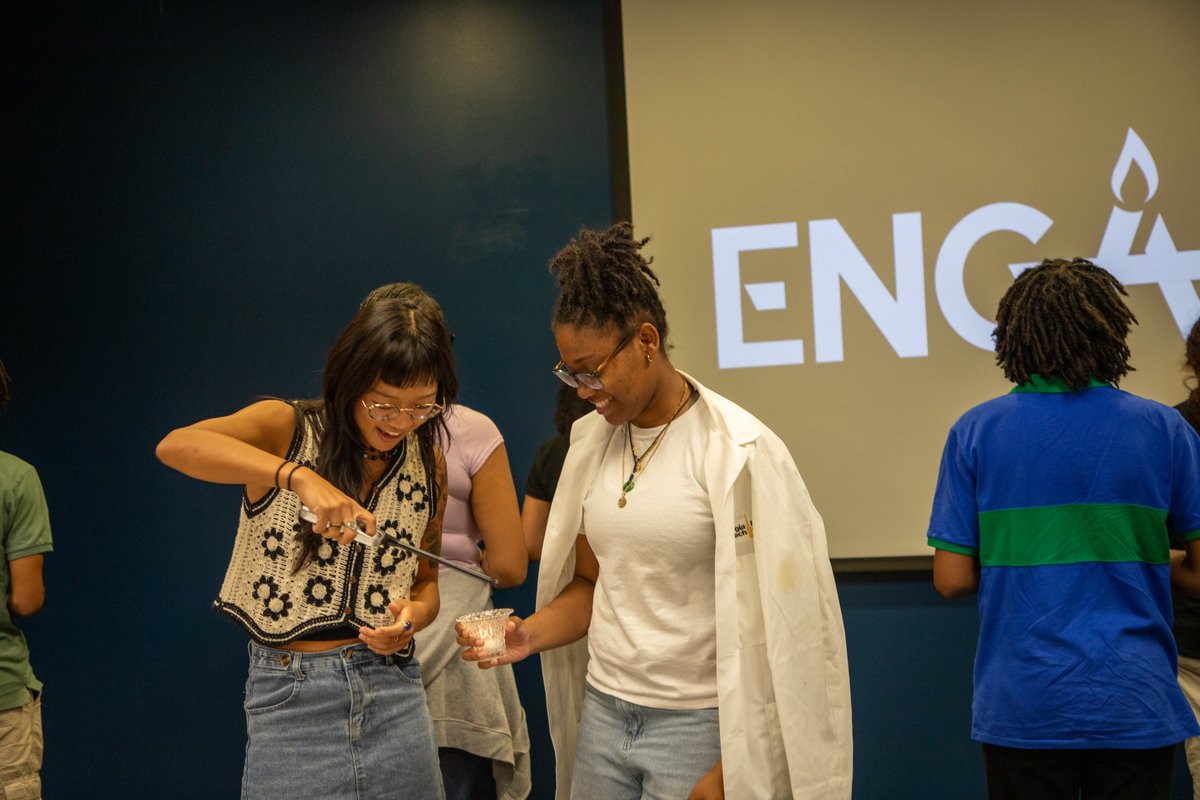 ibbgatech's tweet image. Project ENGAGES held its annual mentor matching ceremony today, complete with lab coats and lit candles! Exciting day for the mentors and mentees alike ⭐️ #ProjectENGAGES #IBB