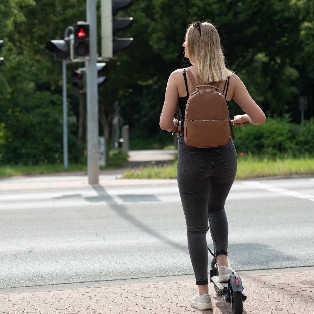 The City of Tiffin is reminding residents of pedestrian safety during the summer season. Read more at tiffinohio.gov/news/city-tiff…