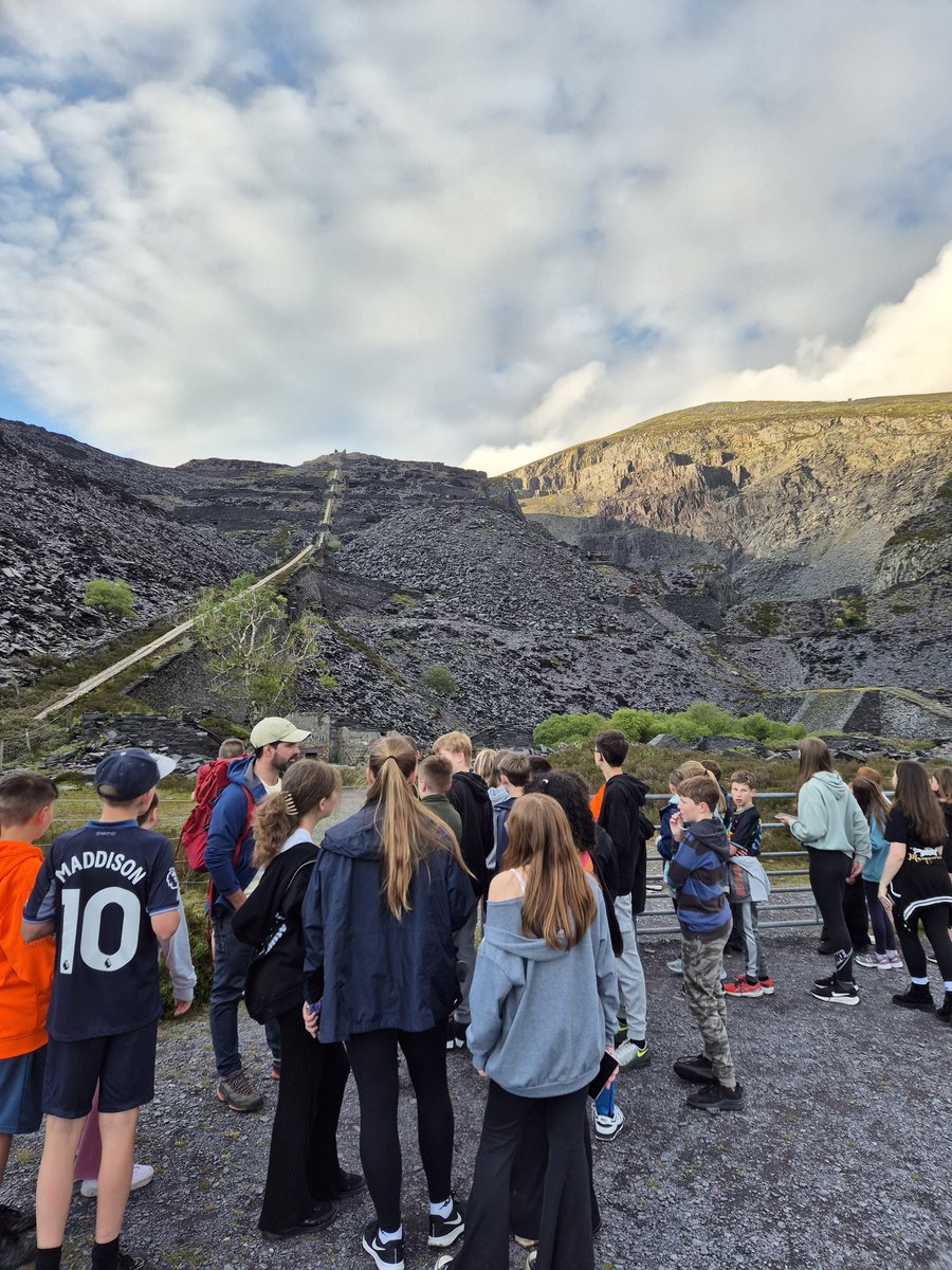 Students <a href="/Mark_Rutherford/">Mark Rutherford School</a> have arrived at Blue peris. Beds have been made, dinner has been eaten, and a lovely sunny hike to the slate quarry has been completed. All are looking forward to the adventures ahead