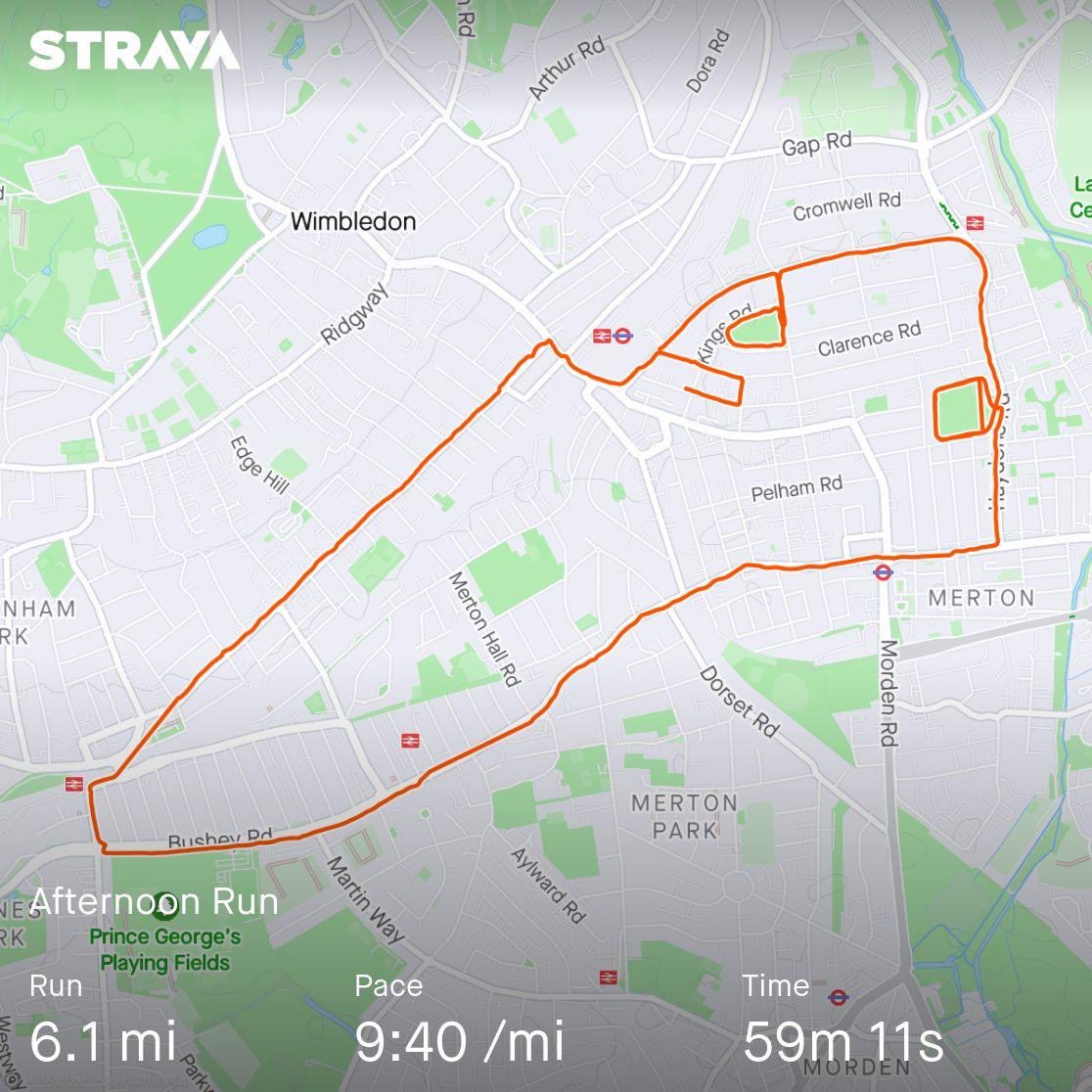 Mary_Dolan1's tweet photo. #Summer is here at last! A very sweaty and sunny 6 mile run today. Sadly #hayfever season has arrived as well

#Running #Wimbledon https://t.co/dU2X6QabWB