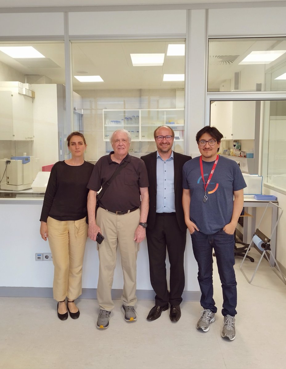 Guido Valverde (@guidovalverde_) on Twitter photo Wonderful visit of one of the most renowned high-altitude archaeologists and explorers - Johan Reinhard
#Mummies #Andes #Bolzano <a href="/EURAC/">Eurac Research</a> <a href="/EuracMummy/">Mummy Studies - Eurac Research</a> Wonderful visit of one of the most renowned high-altitude archaeologists and explorers - Johan Reinhard
#Mummies #Andes #Bolzano <a href="/EURAC/">Eurac Research</a> <a href="/EuracMummy/">Mummy Studies - Eurac Research</a>