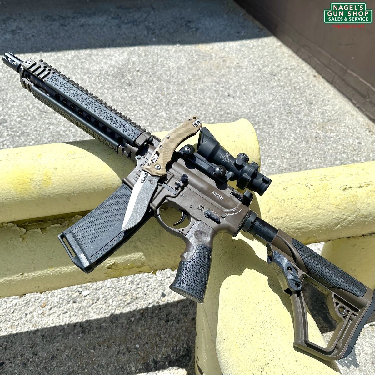 NagelsGunShop's tweet photo. The @danieldefense MK18 Milspec+ SBR alongside the @trijicon Acog TA31F.
Cant forget the @microtechknivesofficial MSI RAM-LOK for #MicrotechMonday.
Nagel’s is San Antonio’s Original GunShop, Since 1942 #SanAntonioTradition #Celebrating82Years https://t.co/226qZHFC6u