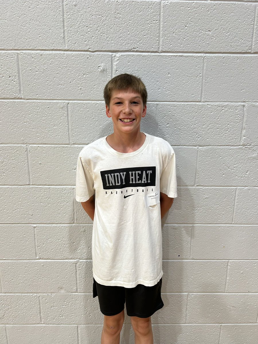 BishopChatardBB's tweet photo. Day 1 Youth Camp individual winners in king of the court grades 5-8🤞@BCHSAthletics 

Grade 5: n/a
Grade 6: Aidan Comstock Immaculate 💙
Grade 7: Michael Fredrickson St. Pius
Grade 8: Conner Weaver Holy Cross https://t.co/5YbEYk6rqa