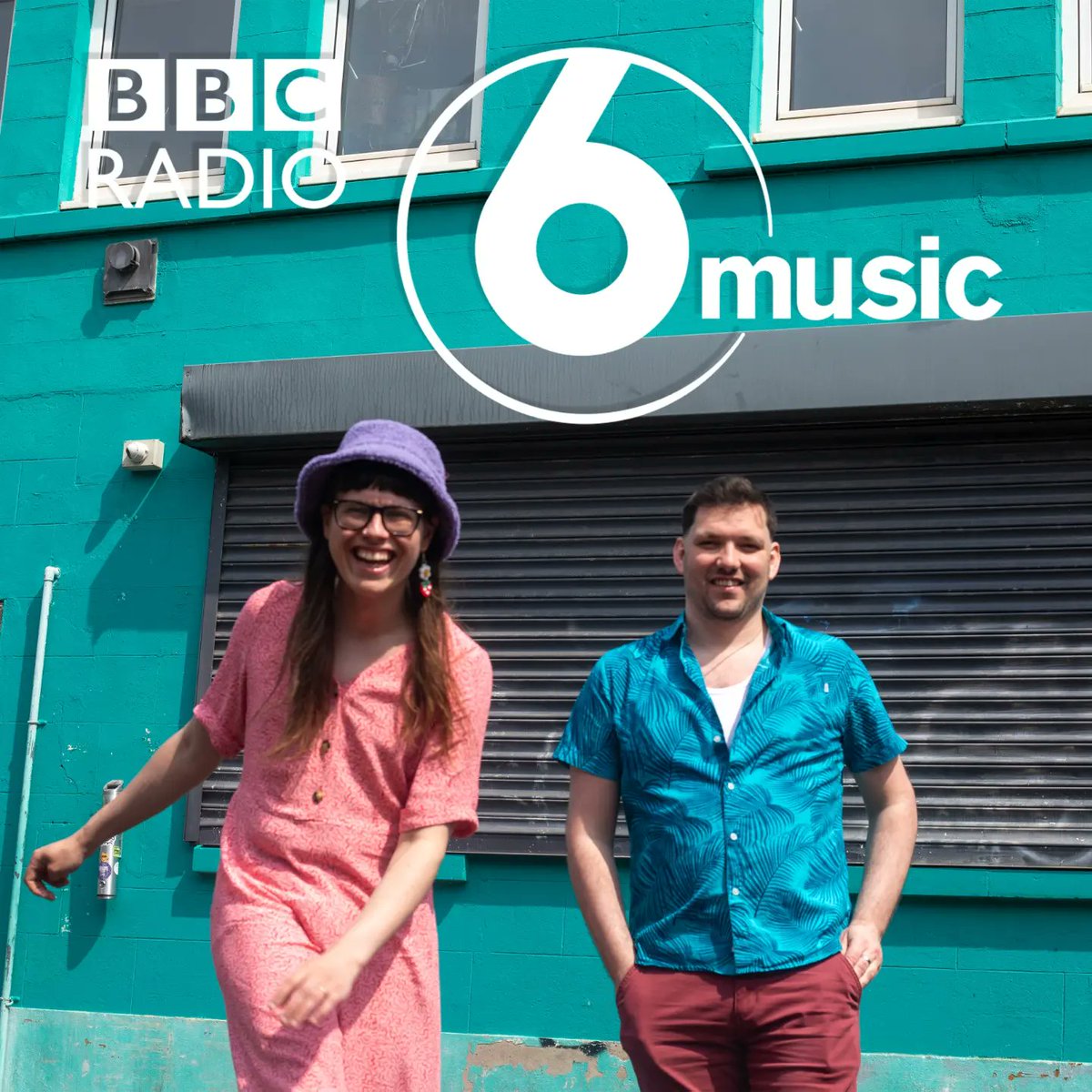 MousesTheBand's tweet photo. Well it's taken 10 years but we finally made it to @steve_lamacq!? What an honour and huge privilege to be on such a legendary show. Thanks so much for spinning 'Huckleberry'. You're the best 💚

Listen back to today's show on @BBC6Music and catch us about 1 hr and 20 mins in 😘 https://t.co/x8DKih2F7M