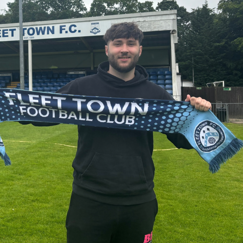 FCFleetTown's tweet photo. Welcome to Fleet, Harrison Playle ✍️

Everyone at Fleet Town FC is thrilled to announce the signing of centre back Harrison Playle, who joins ahead of the new season

Read the full article on our website👇

#FT2GETHER | #COYB