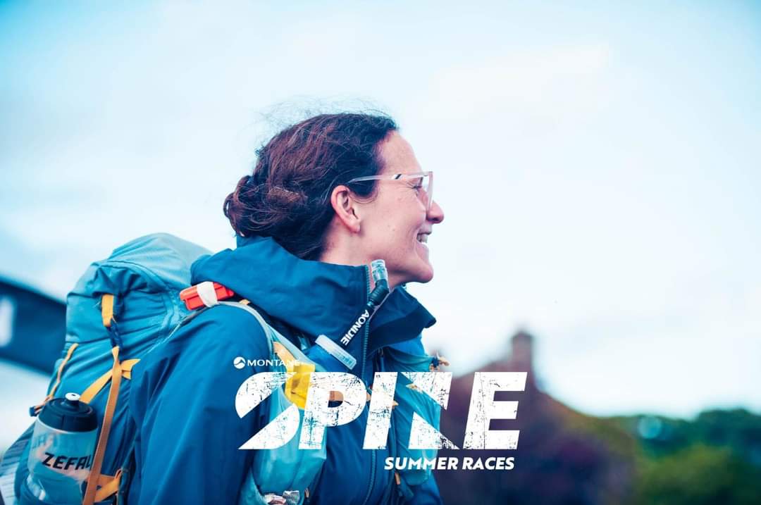 TheSpineRace's tweet photo. At the line they were met by none other than ultrarunning legend Nicky Spinks, with their extremely well earned medals.
What an exceptional end to the Montane Summer Spine Challenger South, and what an exceptional, inspirational pair of runners.
#summerspine #spine https://t.co/L1npZDONL3