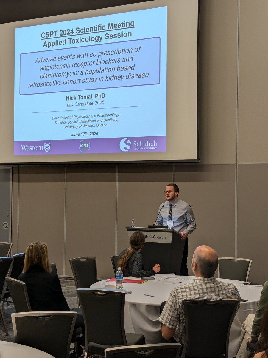 Brad Urquhart (@b_urquhartlab) on Twitter photo Proud co-supervisor (with <a href="/matthewweir/">matthewweir</a>) watching <a href="/nicktonial/">Nick Tonial</a> presenting his work in the applied toxicology session at #CSPT2024 Proud co-supervisor (with <a href="/matthewweir/">matthewweir</a>) watching <a href="/nicktonial/">Nick Tonial</a> presenting his work in the applied toxicology session at #CSPT2024