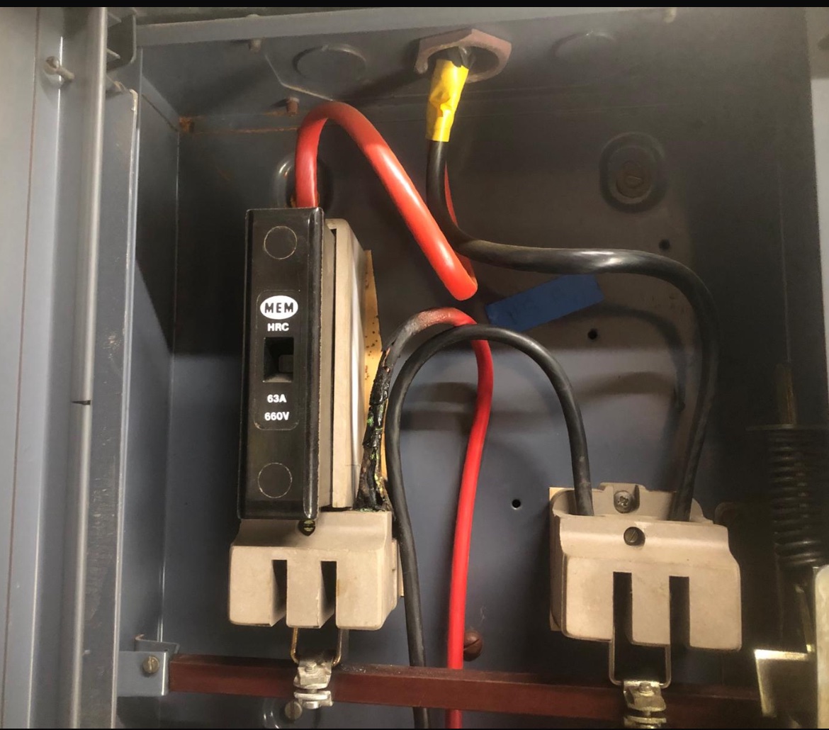 William Morris <a href="/LimeAc/">Lime Academy Trust</a> <a href="/hornbeamacademy/">Hornbeam Academy</a> 
Our day to day #operatives #Reactive #maintenance #team investing #power loss #repairs #faultfinding #defects #schools 
<a href="/Richardson_Hill/">Richardson-Hill Health & Safety Consultants</a> @Compliance  #electricians #electrical #Electric #sparks #caretakers #siteservices <a href="/campionconsult/">Campion Consultancy & Recruitment</a>