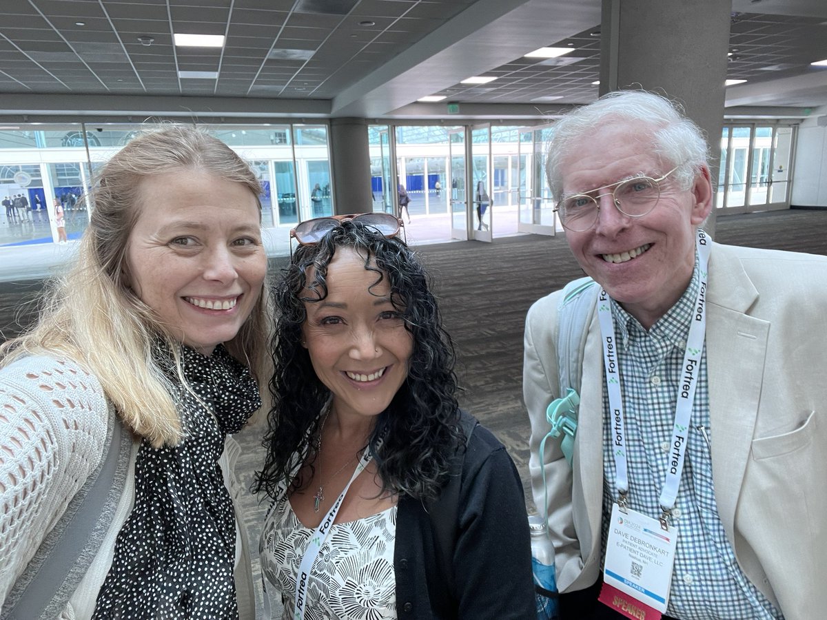 Julia Maués tweet media