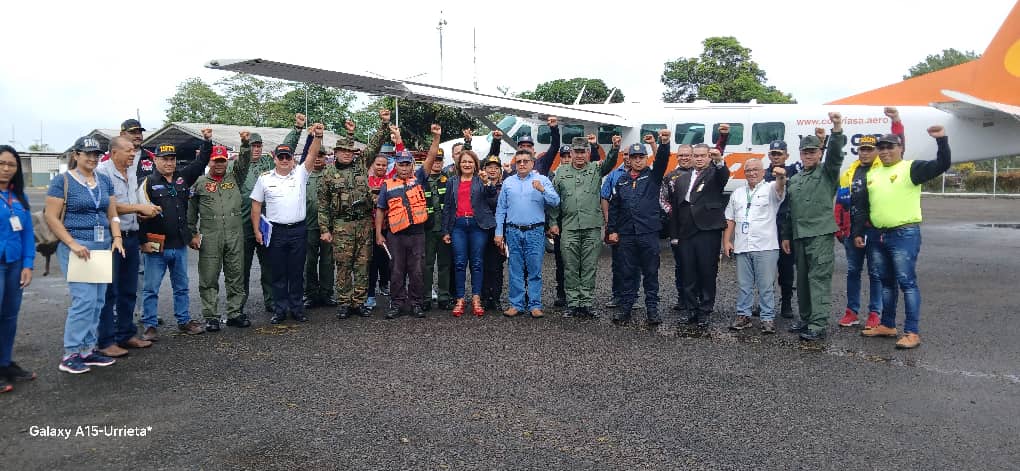 ven911delta's tweet photo. ¡DELTA AMACURO AVANZA!

Gracias al Presidente Nicolás Maduro Moros  se inician los preparativos para la reinauguración del  Aeropuerto Capitan de Navio Antonio Díaz de Tucupita.
#CreemosEnNuestraGente
@nicolasmaduro
@lizetadelta @remigioceballos @Oficial_VEN911 
@dicurualberth https://t.co/rmHXTC5VVa