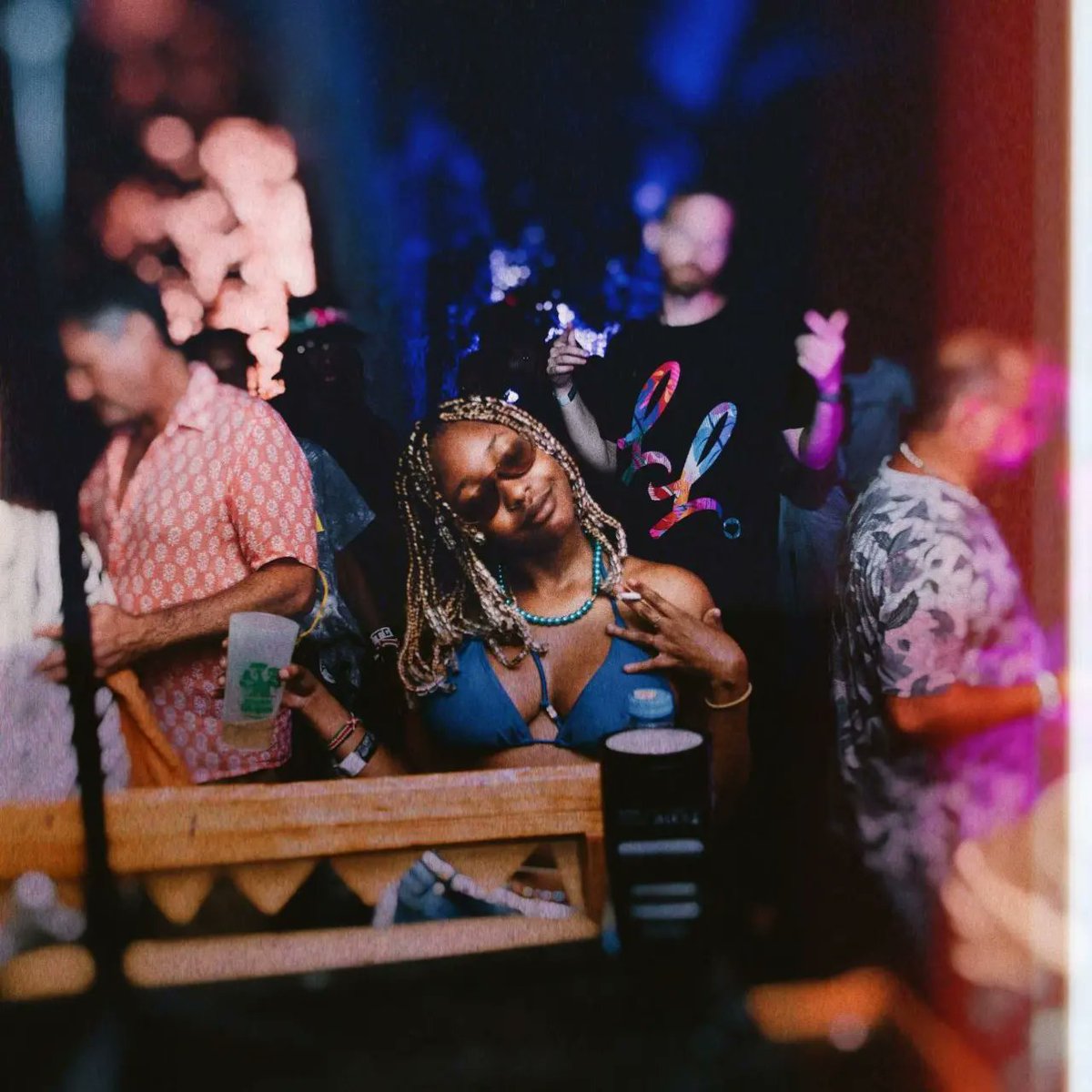 lazybaddie♎ tweet media