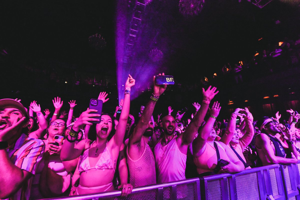 The Fillmore Silver Spring (@fillmoress) on Twitter photo 💗🪩 Solid Pink Disco with DJ <a href="/trixiemattel/">Trixie Mattel™</a>
SOLD OUT at The Fillmore Silver Spring!!
📸 <a href="/Meredith_Wohl/">Meredith W</a> 💗🪩 Solid Pink Disco with DJ <a href="/trixiemattel/">Trixie Mattel™</a>
SOLD OUT at The Fillmore Silver Spring!!
📸 <a href="/Meredith_Wohl/">Meredith W</a>
