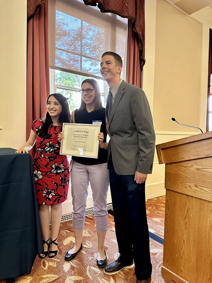 Drs. <a href="/JingYuMDPhD/">Jing Yu</a> and <a href="/ErikaMooreMD/">Erika Moore</a> receiving the best #AP and #CP rotation awards respectively. Congratulations to all faculty members of our amazing centers of excellence of #Breast_path/#GYN_path and #Hemepath