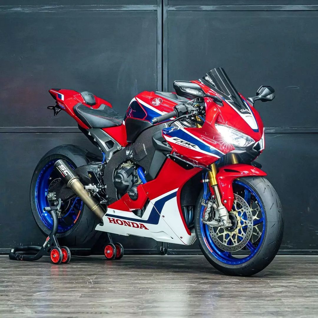 Honda CBR