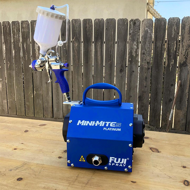 Set up your summer projects right, by adding the Mini-Mite 5 to your arsenal. ⁠
⁠
Click the link to find your nearest distributor:
📌 fujispraysystems.com/where-to-buy/ 

Photo | Speed &amp; Chrome TV