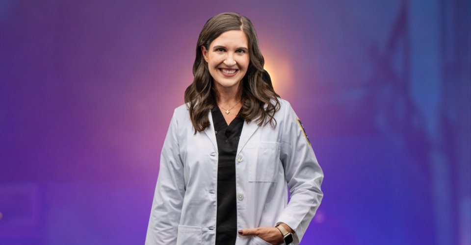 Dr. Leigh Ann O'Banion, a board-certified vascular surgeon and Associate Professor with the UCSF School of Medicine, has been acknowledged by Newsweek as one of America's Best Vascular Surgeons for 2024 👏 bit.ly/3KMoY2F