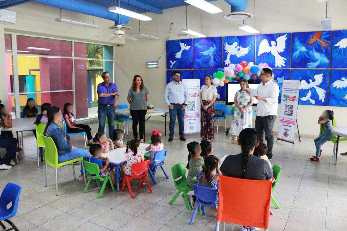 PattyLaraGa's tweet photo. Realizamos la Consulta Nacional ¿Me Escuchas? con niñas y niños del Centro de Asistencia Social Unacari👧👦Para nosotros en DIF Sonora es fundamental conocer cómo se sienten, y escucharles.

Invita a tus hijas e hijos a realizar la encuesta. ¡A través de
👉🏻https://t.co/g6zUGghfo1 https://t.co/x76RmiYnqr