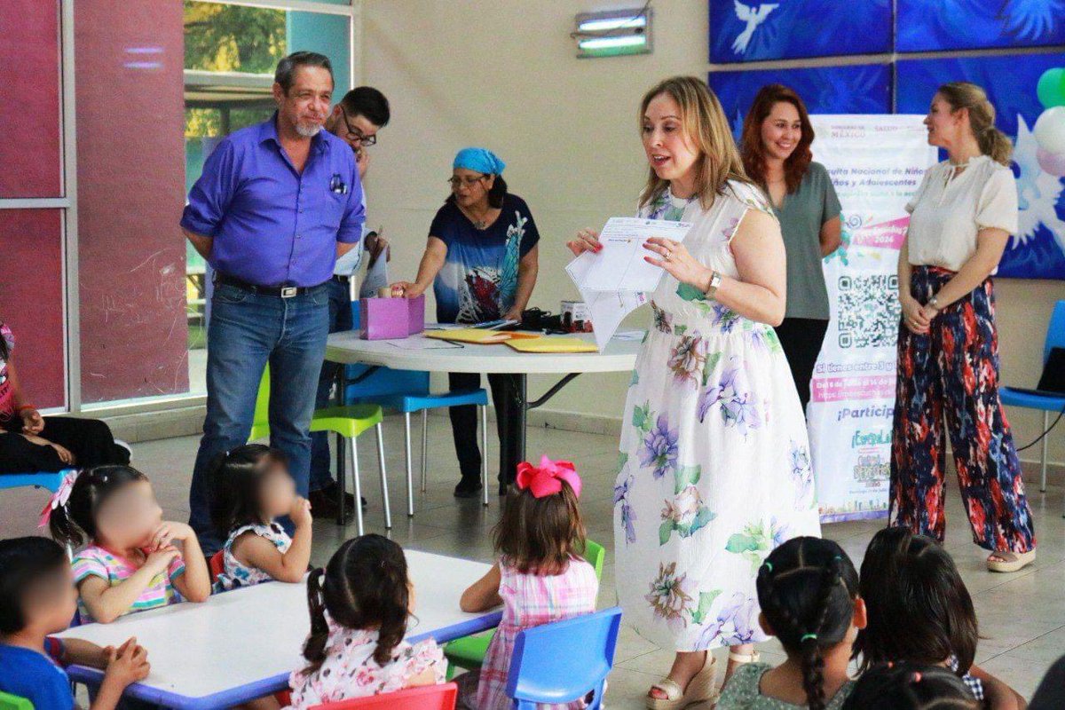 PattyLaraGa's tweet photo. Realizamos la Consulta Nacional ¿Me Escuchas? con niñas y niños del Centro de Asistencia Social Unacari👧👦Para nosotros en DIF Sonora es fundamental conocer cómo se sienten, y escucharles.

Invita a tus hijas e hijos a realizar la encuesta. ¡A través de
👉🏻https://t.co/g6zUGghfo1 https://t.co/x76RmiYnqr